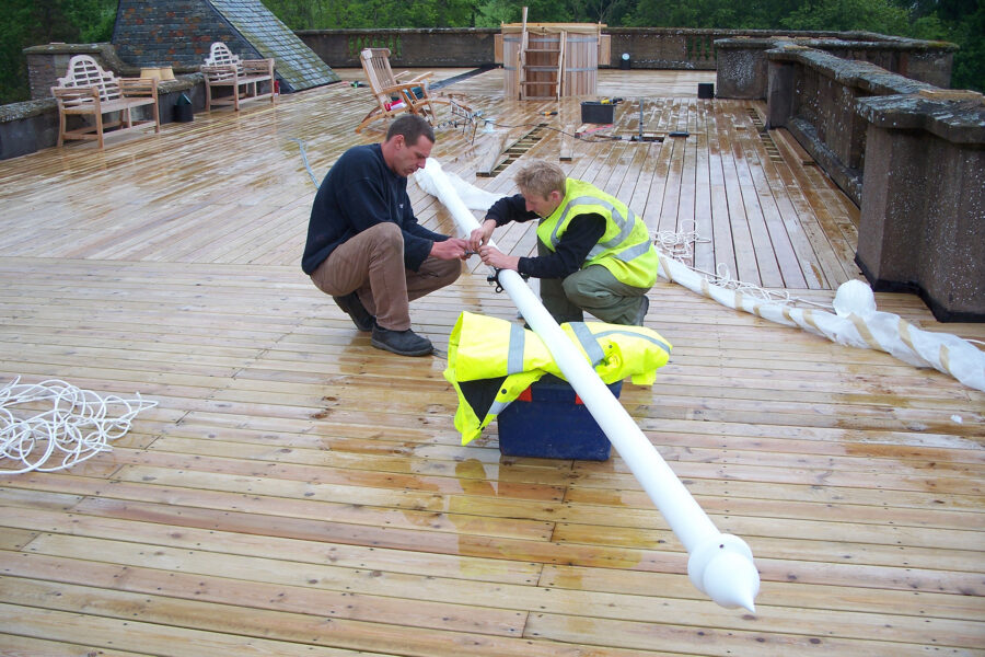 The Wooden Flagpole Company - Installation & Servicing